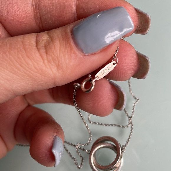 Tiffany & Co. Interlocking Circles necklace - Picture 4 of 6